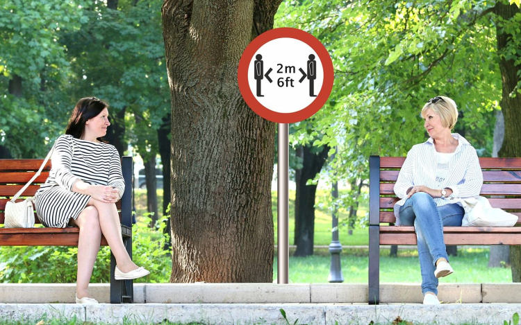Akár 2022-ig is szükség lehet a társadalmi távolságtartásra