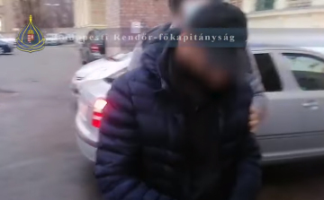 Közel négymillió forint értékben loptak dohánytermékeket