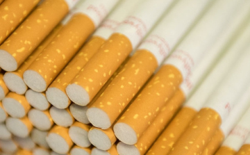Illegális cigarettagyárat számoltak fel Budapesten