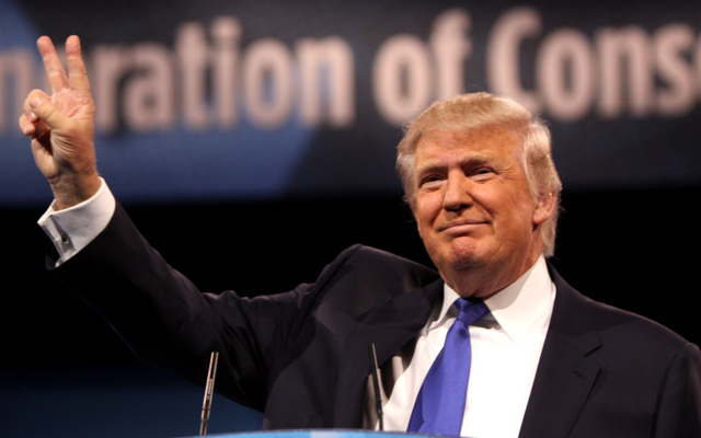 Floridai gyűlésén Donald Trump megerősítette híveinek korábbi ígéreteit