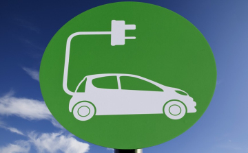 Új rekord, az idén már több mint 9 ezer tisztán elektromos autó kapott zöld rendszámot